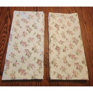 2 Laura Ashley Floral Green Pink‎  Standard Pillowcases 100% Cotton